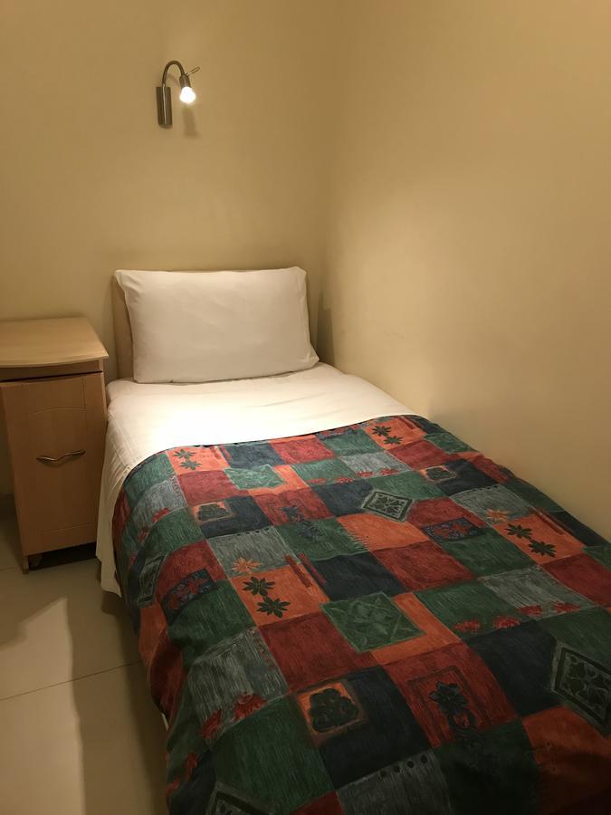 Seven Dials Hotel Лондон Экстерьер фото